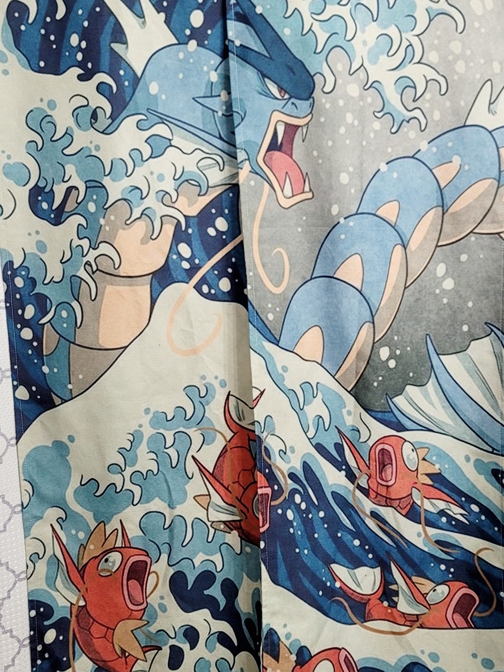 Pokémon Gyarados and Magikarp, - Picture 2 of 8